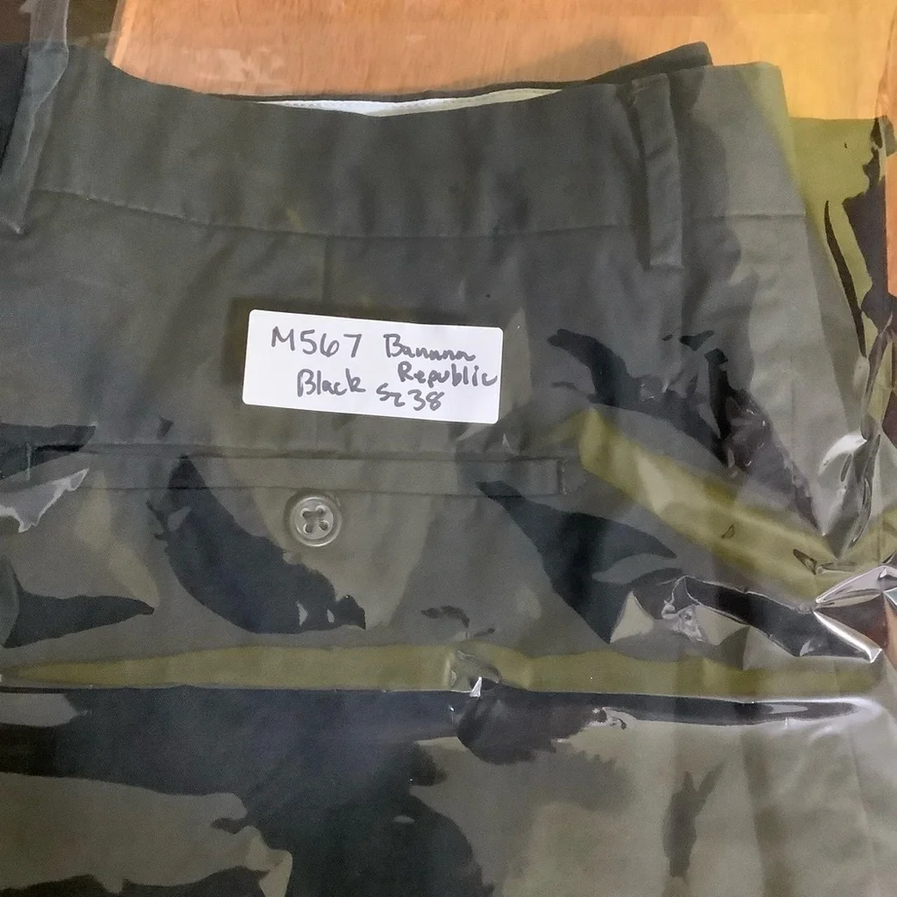 Banana Republic Pleated Slacks Sz 38 / 31 Black